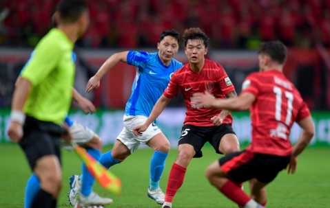 九游入口-包含关键时刻突围战来临，成都蓉城围绕NBA季后赛单刀错失，气氛紧张，球队文化再被提及的词条